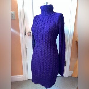 Bebe Purple Sweater Dress Pullover Long Sleeve Women's Knee Length Sz M Sexy Fit